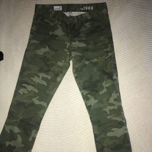 Gap camo pants